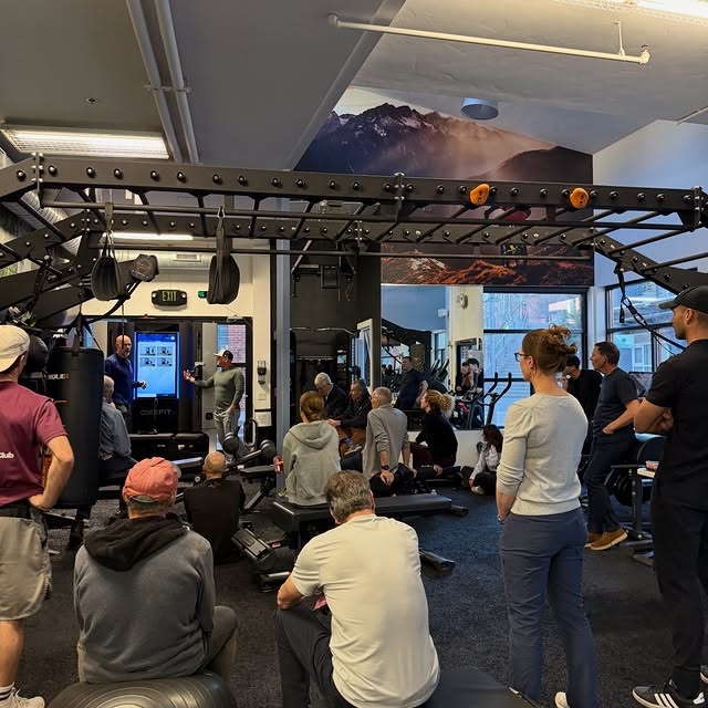 Wednesday night was a full room for an OxeFit demo.

Darren Krein, former NFL player, j…