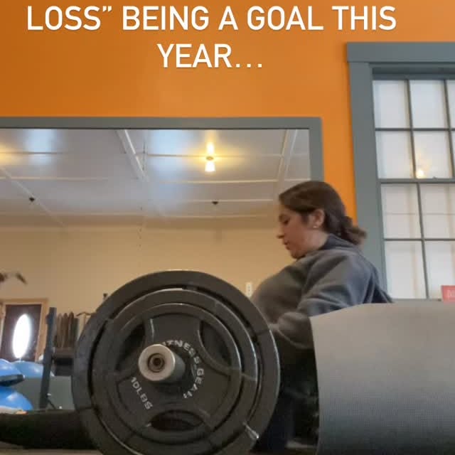 Let’s make taking care of ourselves year round cool again 🙌🏽

#momlife #strongasamoth…