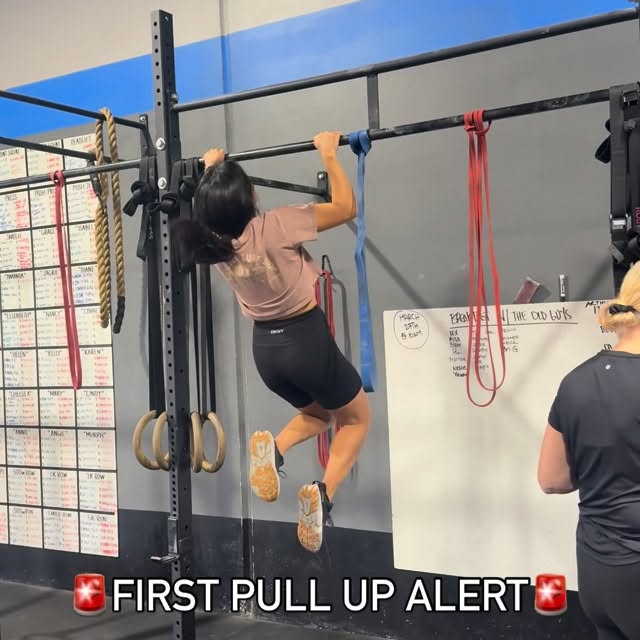 🚨 FIRST PULL-UP ALERT 🚨
@tanyaivettepumphrey just hit her FIRST strict pull-up 💪🔥
T…