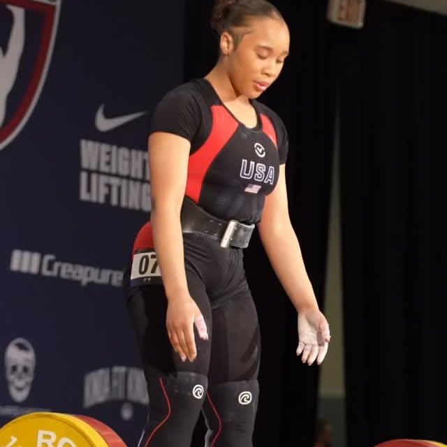 American Record Clean & Jerk - 105kg
Chassity Del Balso - Age 15

#conquerorweightlifti…
