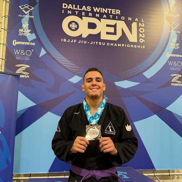 Dallas Open IBJJF 🥈

Thank you, God, for another opportunity to show my work. Grateful…