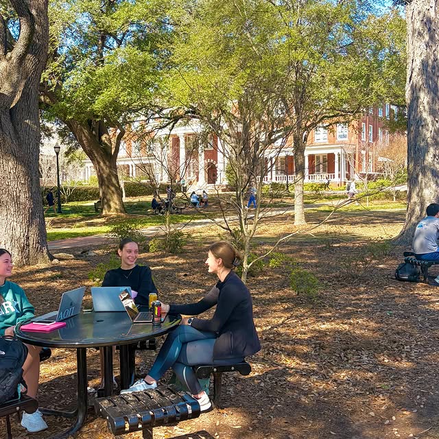 — a GCSU Bobcat, definitely 😌

Looking for this to be YOUR college experience? Apply n…