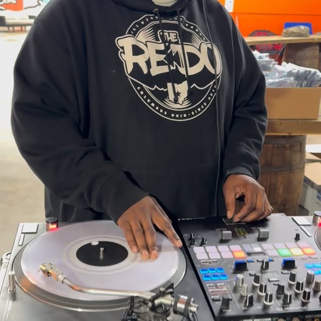 My man @djdboogie is the hardest working DJ on the planet!
His day started Friday at wo…
