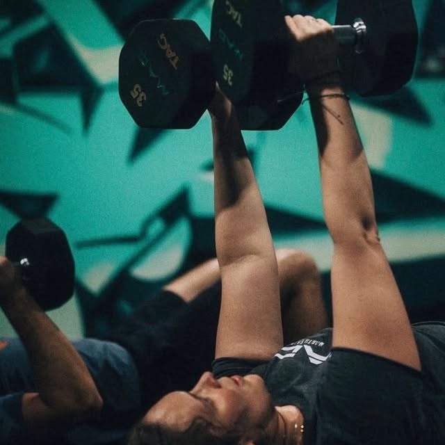 "Muscle confusion” is a myth. ⁠
⁠
Muscles thrive on repetition and progressive overload…