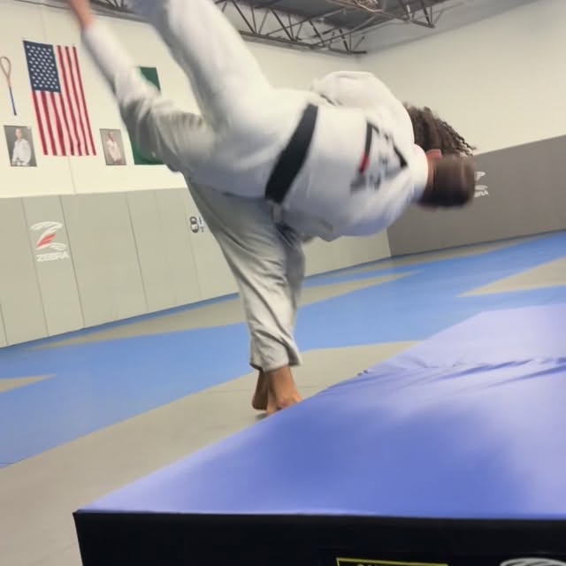 High-level technique 🤝 rock-solid fundamentals

That’s how real progress is built.

Fr…