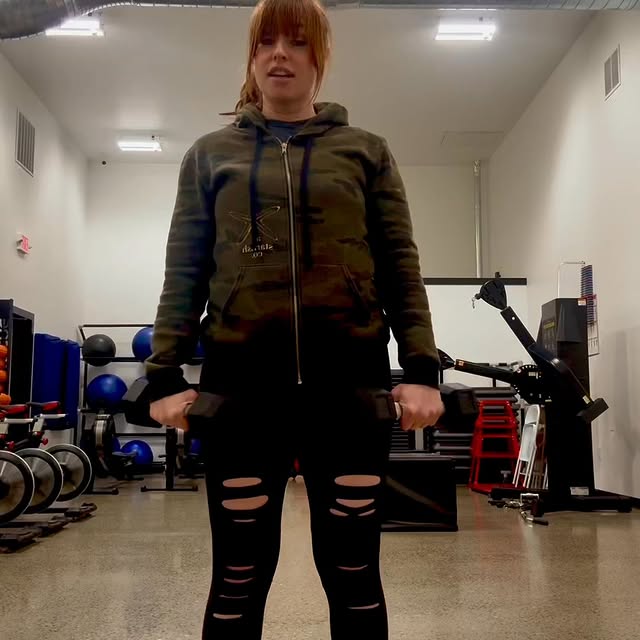 Alignment check 🍑🦵💪💓
#muscle #legday #stressrelief #functionaltraining #movement #c…