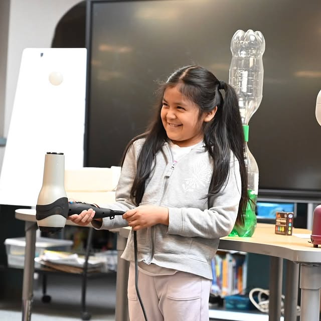 Thanks to Meteorologist Ben Dery at @kare11, science came to life at Vista View Element…