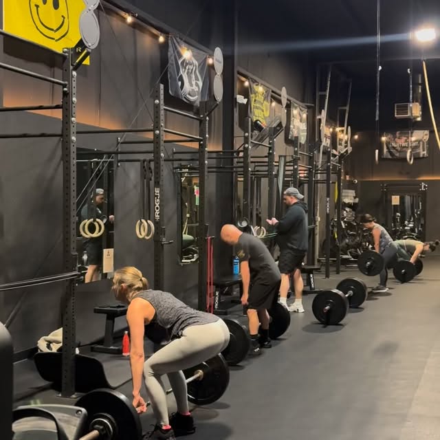 HAPPY MONDAY 💥

(of course it’s a happy Monday - it’s a deadlift day 🤪)

Another week…