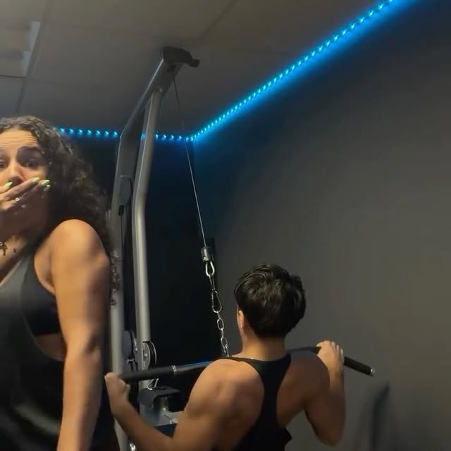 Treino de hoje com meu irmãozinho que já é irmãozão🥹 MICROFONE NOVOOOOO GALERAAAAA!!!