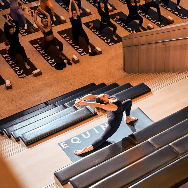 Stretching into stillness. Equinox meets London’s Design Museum. Exclusively for members.