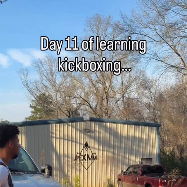 Getting 1% sharper every session. Day 11 ✅
If you’ve ever thought about trying kickboxi…