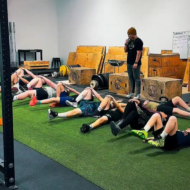 ☀️ suns out, 💪🏼 guns out 

These boys were putting in the work yesterday at @strength…