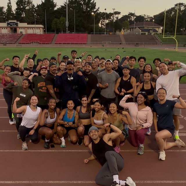 6AM this morning 🔒 What a crew to get busy with. We heard and felt every excuse to not…