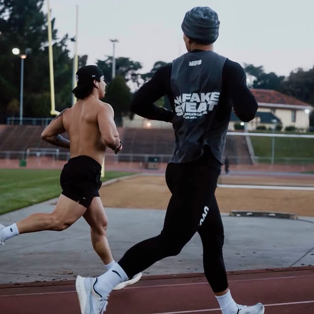 We on goooooo 🏃🍊

#running #strava #sanfrancisco #sfmarathon #explorepage