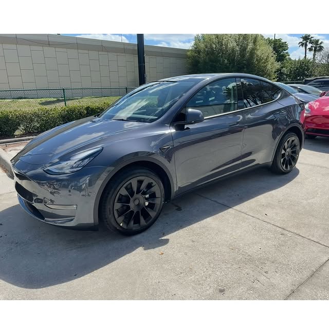 TESLA MALFUNCTION:  My TESLA MODEL Y has been sitting at the TESLA Repair center for 2 …