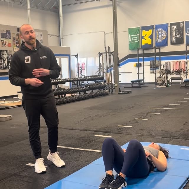 3️⃣ Reasons Why We Love Deadbugs 🐛

1️⃣ - Great way to safely assess one’s core streng…
