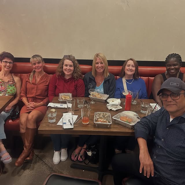 💪 Work hard. Sweat hard. Then laugh hard + eat good food with your people. 🍴🔥
Becaus…