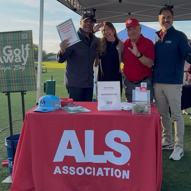 What a gorgeous day for the ALS Sip and Swing fundraising event on the Cheval driving r…