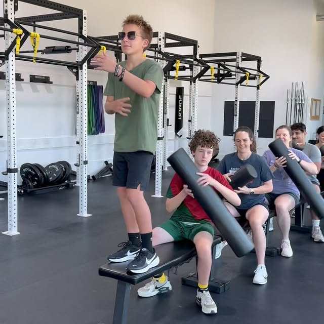 When leg day turns into ‘front of the boat #aurafarming #boatcrew 
•
•
#planotx #dallas…