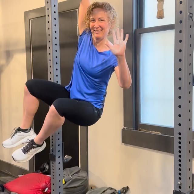 What do you do at The WellRock?! Oh ya know.. just hang out 😆

Here’s Liz showing off …