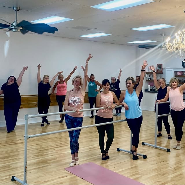 It's #workoutwednesday - raise your hand if you are ready to book your happy hour at El…