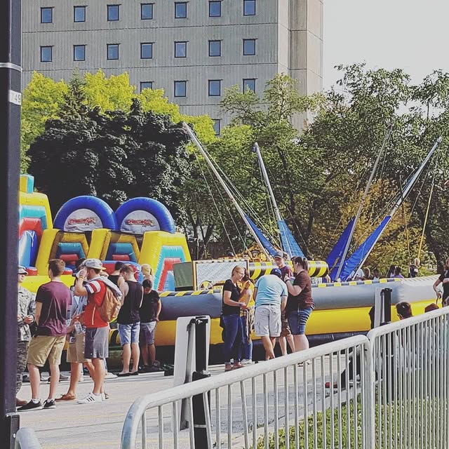 Is this really happening on campus? Yep! #uwmfallwelcome