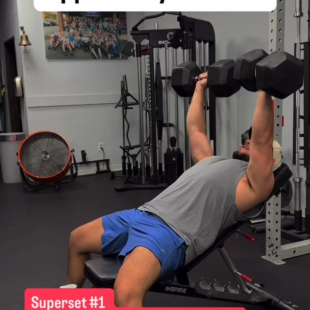 💪🏽Upper Body Workout💪🏽

Early morning lift session today. 
Save this workout! 🔥
——…