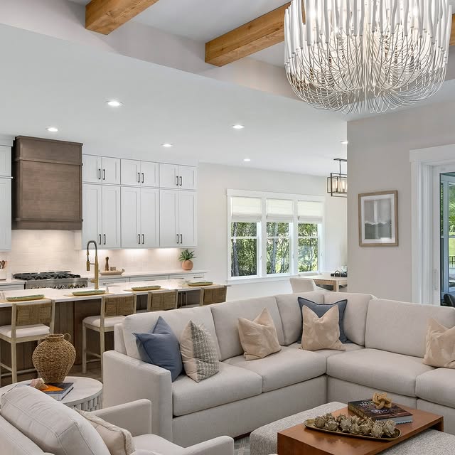Where coastal living meets everyday comfort.⁣
⁣
The Longleaf from Toll Brothers at Ocea…