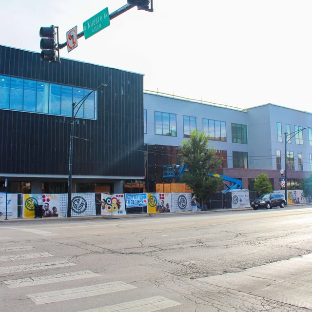 A new chapter for wellness on the West Side. 💚 

The West Garfield Park YMCA at Sankof…