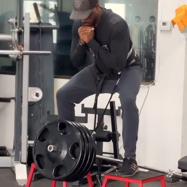 #stillgrinding #sportswestfit