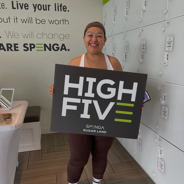 Happy High Five, Susana! Your Spenga Fam is SO proud of you!💖💚 Keep showing up!🙌🏽