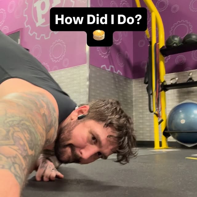 I don’t know why I let @thefitnessninja talk me into these things 🤣 #pancakechallenge …