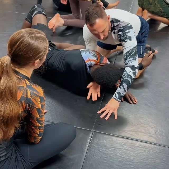 🤎🤎🤎

#jiujitsu #bjj #brazilianjiujitsu #bjjlife #bjjlifestyle