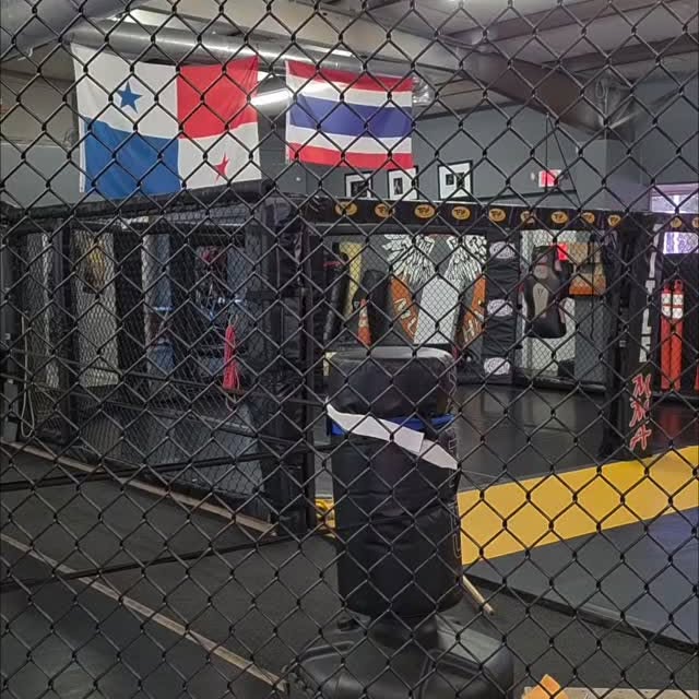 Hay, sometimes it be like that🤷‍♂️

#bangmuaythai #mma #kickboxing #bmt #mixedmartiala…