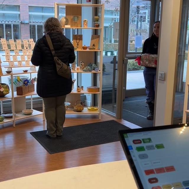 We promise our team wraps better than Hoppy does! He doesn’t have arms, he tried his be…