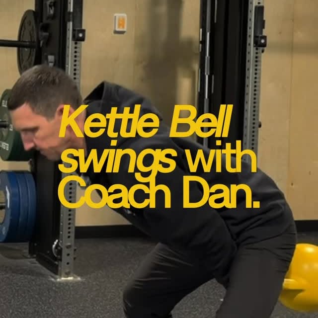 KETTLE BELL SWINGS with Coach @dan.stephan0226 ⚡️

Coach Dan demonstrates how to proper…