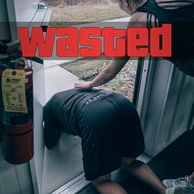 Teams of 2

16:00 AMRAP
Partner 1:
1:00 Max Calorie Air Bike
Partner 2:
1:00 Rest
-Switch-