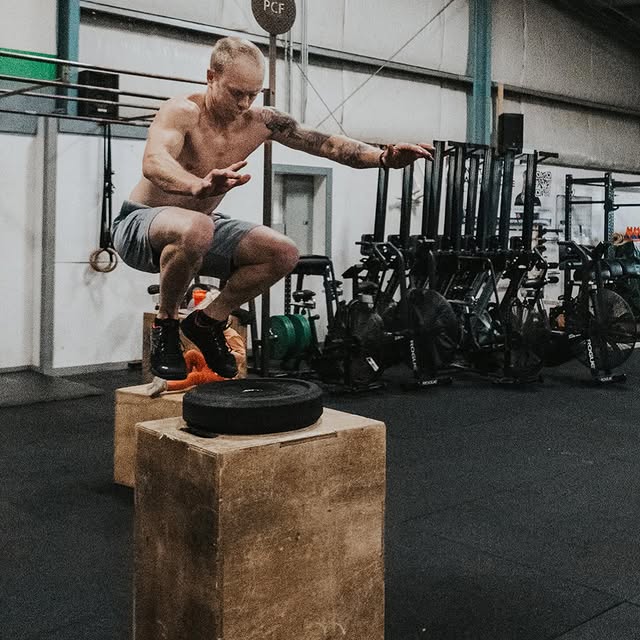 Leaping into an other week of fun, fitness and friends, PCF style 💪🏼💥