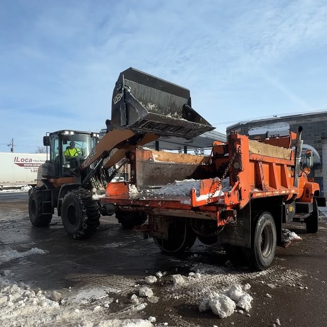 Snow Cleanup & Winter Reminders! ❄️
We hope everyone had a safe Thanksgiving weekend de…