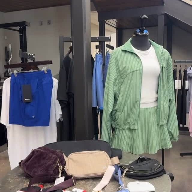 Spring is here!! And brighter colors are on the way. Shop lululemon here at Core! #swea…