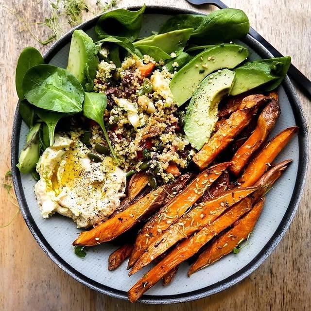 EAT SMART!  #RepostPlus @healthfood
- - - - - -
Tender, Oily, Sweet Potato Bowl (@micad…