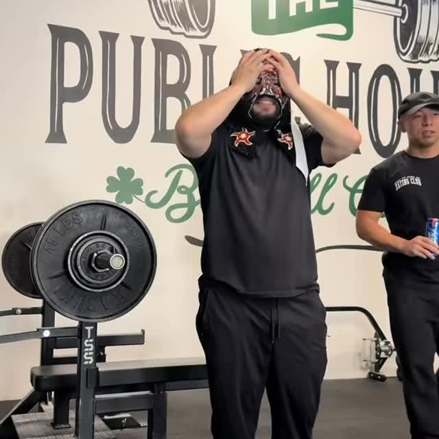 Cero Miedo.

Whilst rocking the Penta mask, Aric hit a huge rep PR on bench, smashing a…