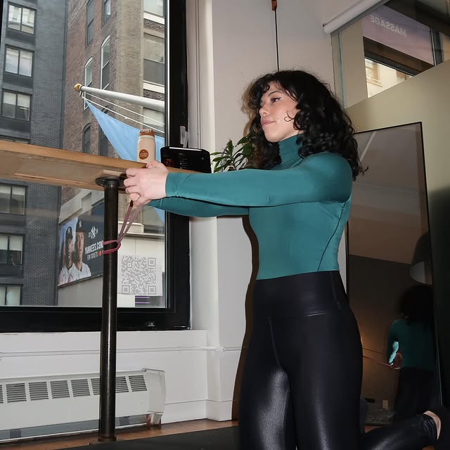 Just like magic! 

#workoutsforwomen #smallgrouptraining #nycworkout