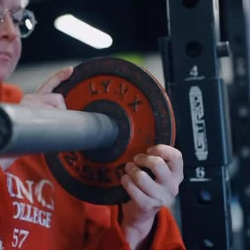 Become a Barbell Bettie!! 

Get stronger during this women’s only strength training pro…