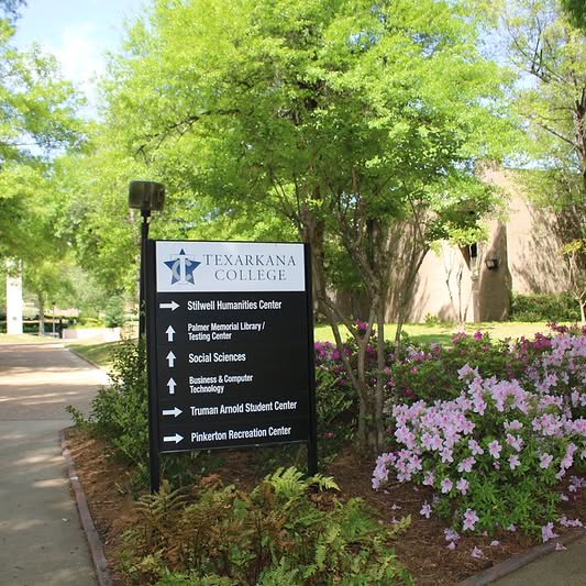 Happy First Day of Spring!! Campus is in full bloom 🌸 and ready to welcome all our Bul…