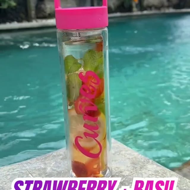 Strawberry + Basil 🍓🌿

Sweet meets fresh: a light, refreshing hydration blend perfect…