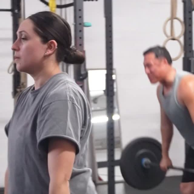 For time
4 rounds:
15 Deadlifts (135/95)
12 Hang Power Cleans
9 Front Squats
6 Shoulder…