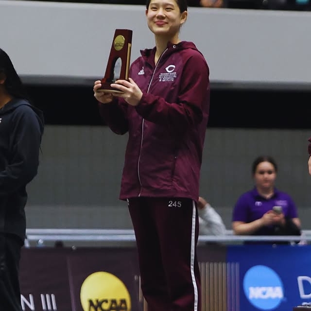 final meet. final diver of the week 😊

Veronica Fong is the final UAA Women's Diving A…