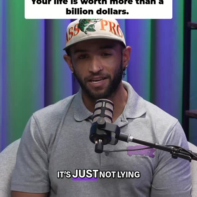 Your mindset can change everything!💫
.
New episode is out now! This week, @harryt_tv j…