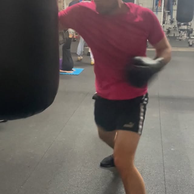 #FitnessMotivation #BoxingTraining #GymLife #WorkoutRoutine #StrengthTraining #WeightLo…
